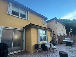 11281 NW 84th St, Doral FL 33178