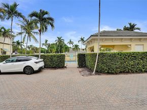 518 N Federal Hwy 14, Lake Worth FL 33460