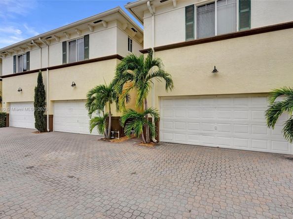 518 N Federal Hwy 14, Lake Worth FL 33460