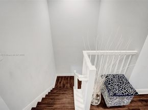 518 N Federal Hwy 14, Lake Worth FL 33460