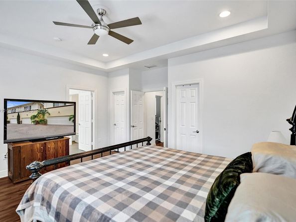 518 N Federal Hwy 14, Lake Worth FL 33460