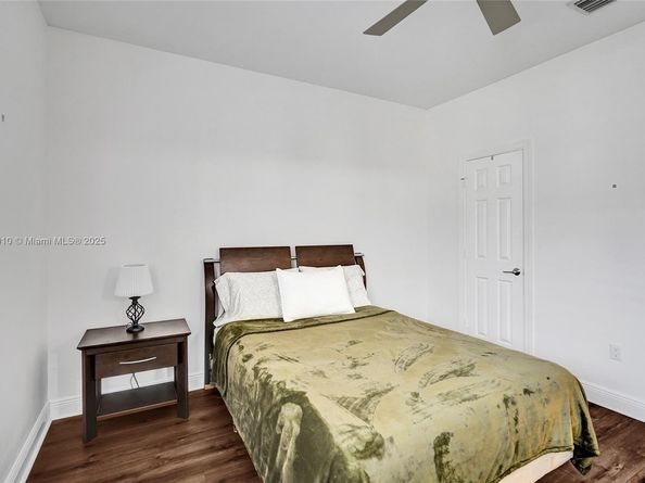 518 N Federal Hwy 14, Lake Worth FL 33460