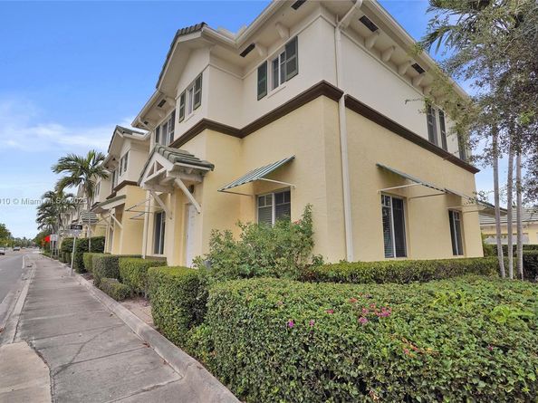 518 N Federal Hwy 14, Lake Worth FL 33460