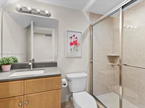 630 SE 15th St 3, Fort Lauderdale FL 33316