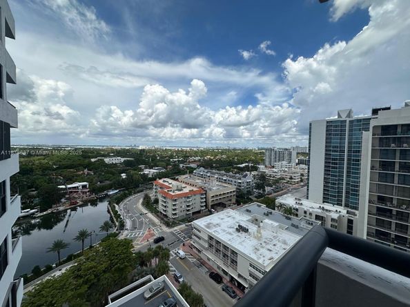 2555 Collins Ave 1800, Miami Beach FL 33140