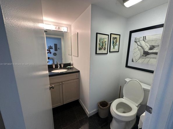 2555 Collins Ave 1800, Miami Beach FL 33140