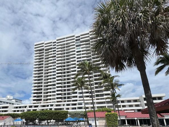2555 Collins Ave 1800, Miami Beach FL 33140