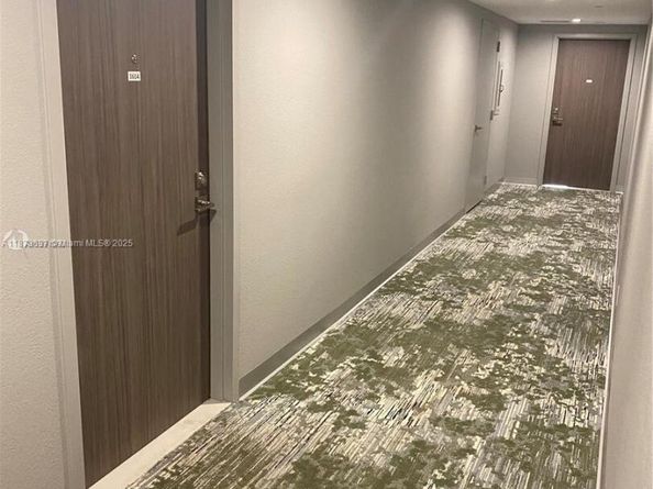 2555 Collins Ave 1800, Miami Beach FL 33140