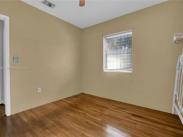 411 NW 53rd Ave, Miami FL 33126