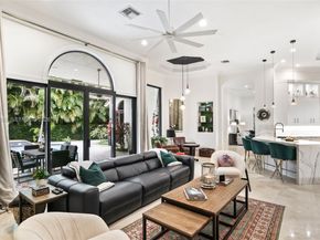 10502 Kestrel St, Plantation FL 33324