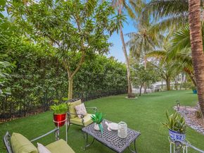 10502 Kestrel St, Plantation FL 33324