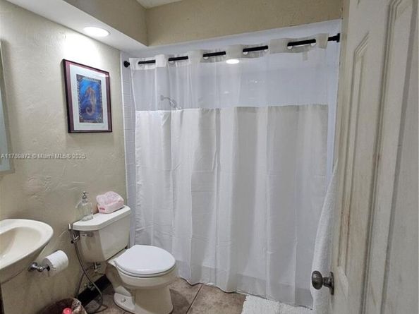 14461 SW 152nd Ct, Miami FL 33196