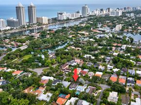 535 W 51st St, Miami Beach FL 33140