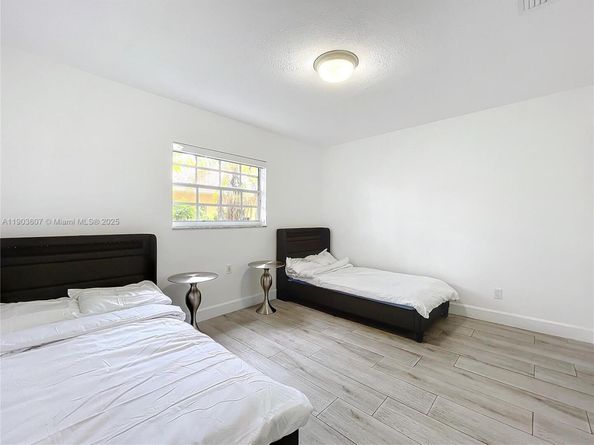 4740 N 31st Ct, Hollywood FL 33021