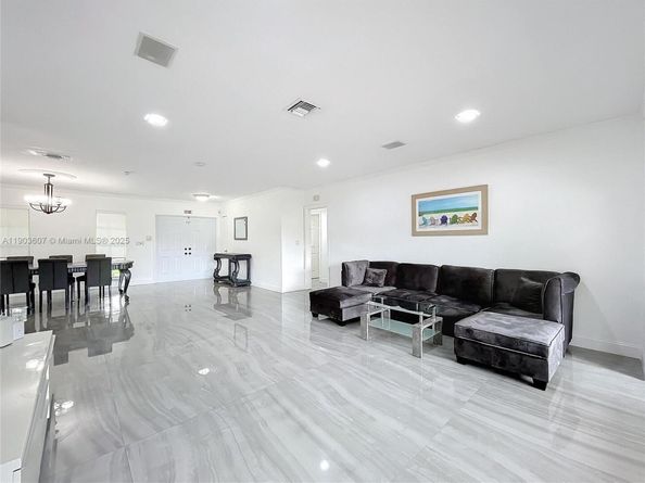 4740 N 31st Ct, Hollywood FL 33021