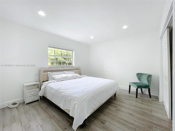 4740 N 31st Ct, Hollywood FL 33021