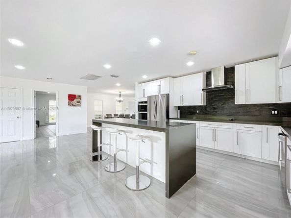 4740 N 31st Ct, Hollywood FL 33021