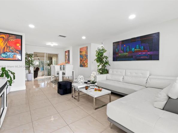 131 NW 31st Ct, Pompano Beach FL 33064