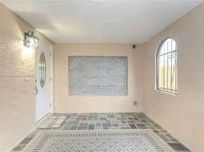 921 N 31st Ct, Hollywood FL 33021