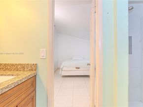921 N 31st Ct, Hollywood FL 33021