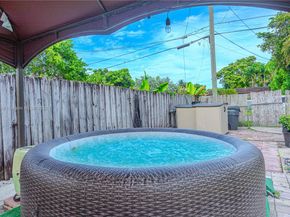 921 N 31st Ct, Hollywood FL 33021