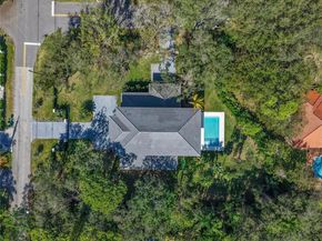 7605 SW 71st Ave, Miami FL 33143