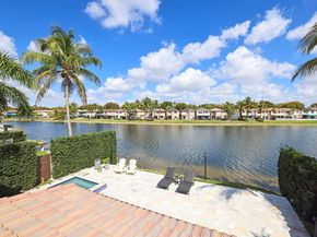 11143 NW 72nd Ter, Doral FL 33178