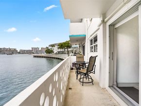 2500 Diana Dr 104, Hallandale Beach FL 33009