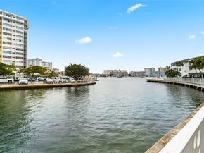 2500 Diana Dr 104, Hallandale Beach FL 33009