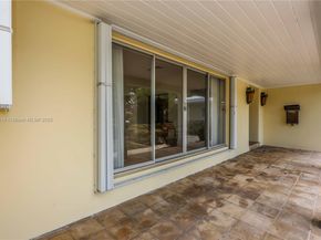 1022 Jefferson St, Hollywood FL 33019