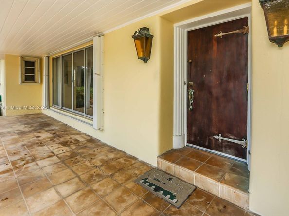 1022 Jefferson St, Hollywood FL 33019