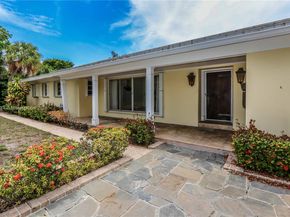 1022 Jefferson St, Hollywood FL 33019