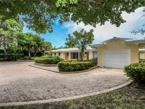 1022 Jefferson St, Hollywood FL 33019
