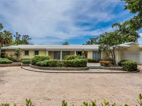 1022 Jefferson St, Hollywood FL 33019