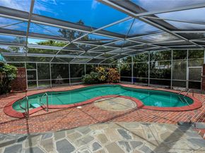 1022 Jefferson St, Hollywood FL 33019