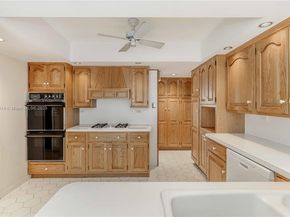 1022 Jefferson St, Hollywood FL 33019
