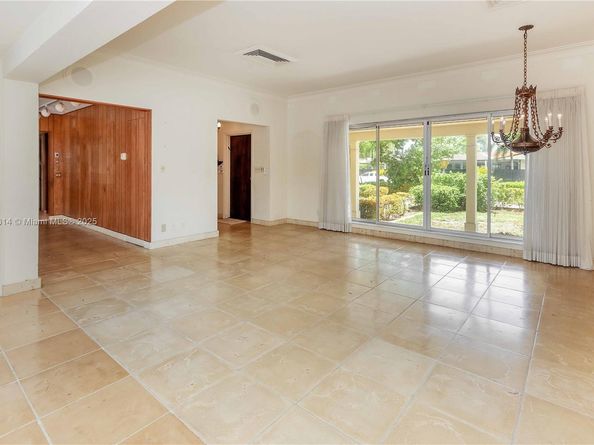 1022 Jefferson St, Hollywood FL 33019