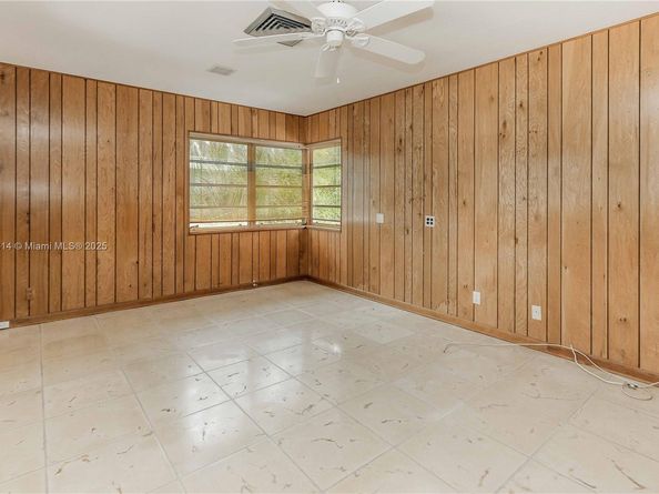 1022 Jefferson St, Hollywood FL 33019