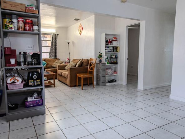 791 NW 22nd Pl, Miami FL 33125