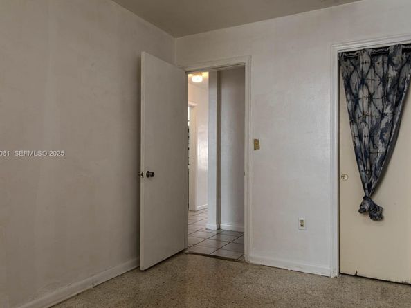 791 NW 22nd Pl, Miami FL 33125