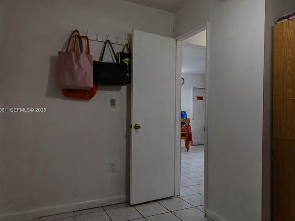791 NW 22nd Pl, Miami FL 33125