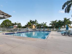 16307 NW 17th Ct, Pembroke Pines FL 33028