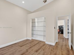 16307 NW 17th Ct, Pembroke Pines FL 33028