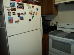 11855 NE 19th Dr 5, North Miami FL 33181