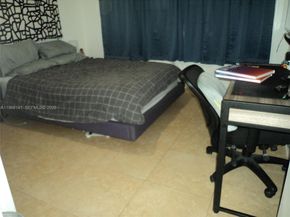 11855 NE 19th Dr 5, North Miami FL 33181