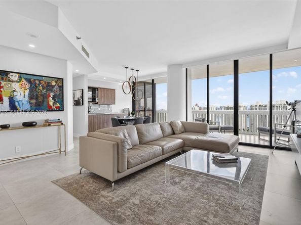1000 Island Bl 3107, Aventura FL 33160