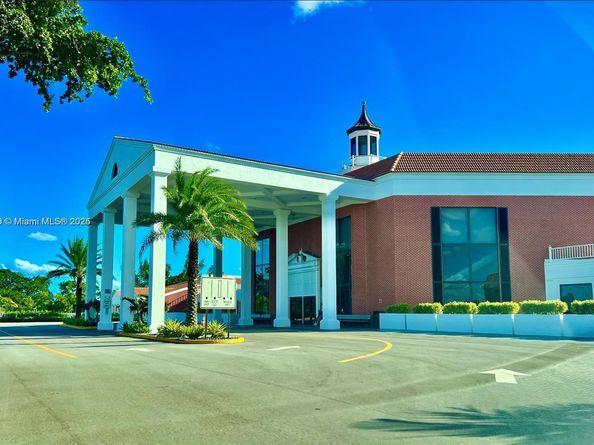 182 Ellesmere D 182, Deerfield Beach FL 33442