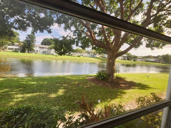 182 Ellesmere D 182, Deerfield Beach FL 33442