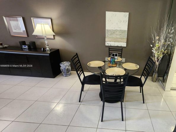 182 Ellesmere D 182, Deerfield Beach FL 33442