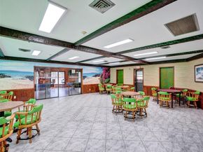 3940 NW 42nd Ave 320, Lauderdale Lakes FL 33319